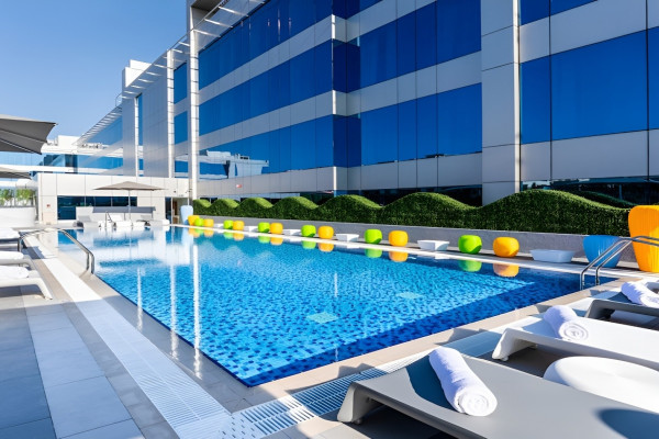 Studio M Hotel Arabian Plaza