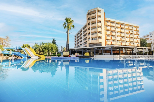 The Holiday Resort Hotel