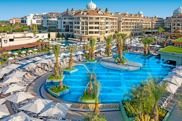 Kirman Belazur Resort & Spa