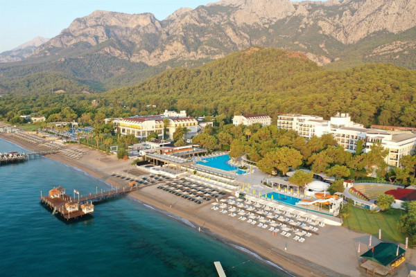 Perre La Mer Hotel Resort & Spa