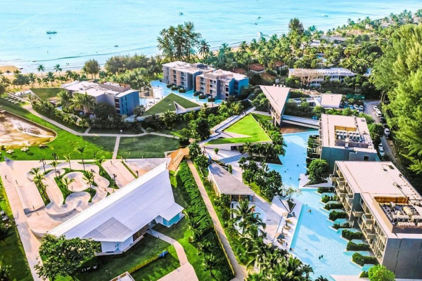La Vela Khao Lak